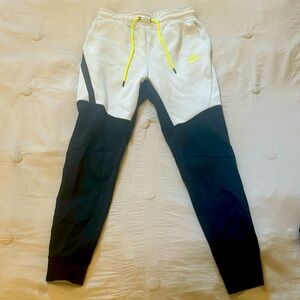 Nike TechFleece Sweatpant Bottoms
